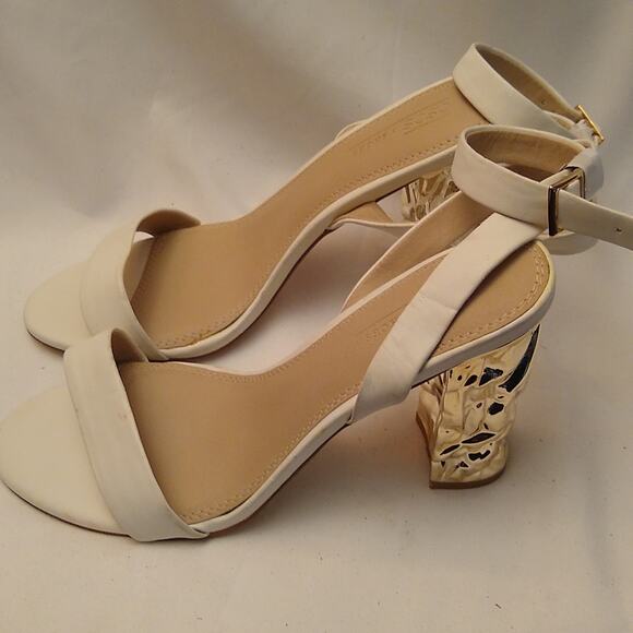 OSOS shoes women's size 9 cream gold heel sandals. Edgy - Picture 1 of 7
